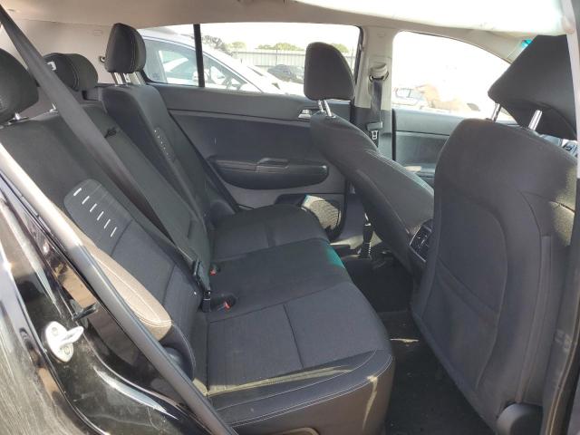 KNDPMCAC6J7337679 KIA Sportage Lx