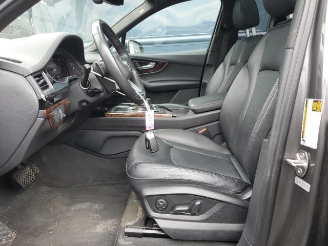 WA1LAAF75JD052717 Audi Q7 Premium Plus