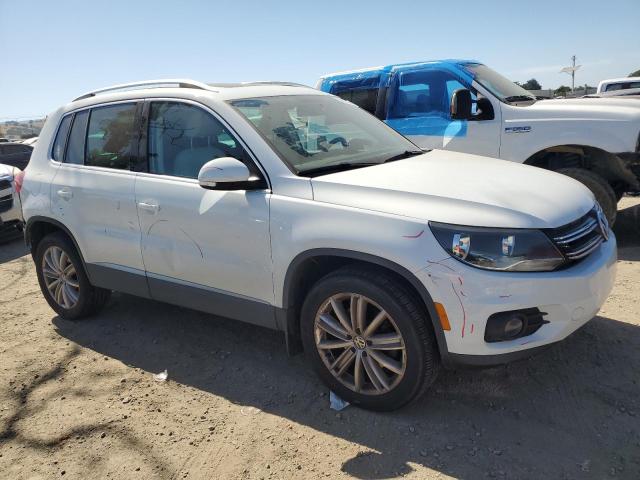 WVGBV7AX8FW511715 Volkswagen TIGUAN S