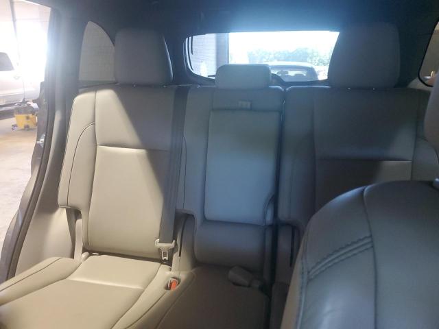 5TDJZRFH0JS855484 Toyota Highlander Se