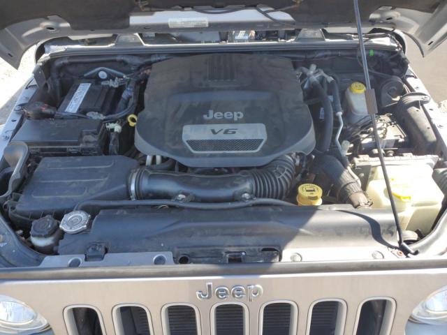 1C4HJWEG3JL919449 Jeep Wrangler Unlimited Sahara