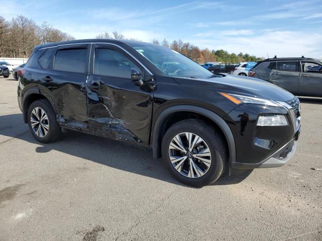 5N1BT3BB8NC685690 Nissan ROGUE SV