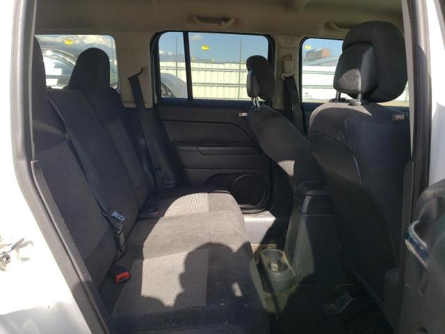 1C4NJPBB8FD398506 Jeep Patriot Sport