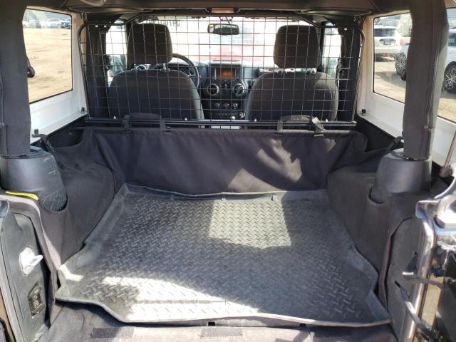 1C4GJWAG3GL110544 Jeep Wrangler Sport