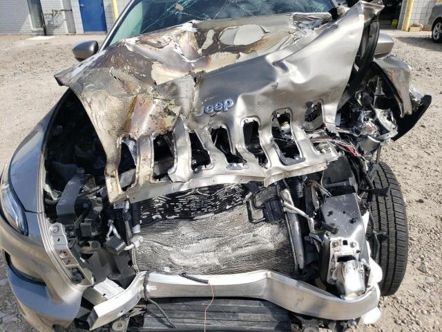 1C4PJMCS3HW626005 Jeep Cherokee Latitude