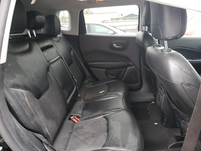 3C4NJDBB2JT175590 Jeep Compass Latitude