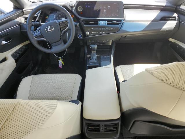 58ADA1C18NU023815 Lexus Es 300h Base