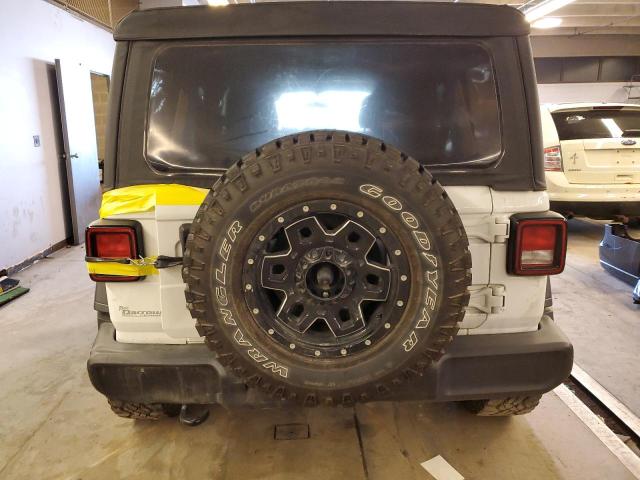 1C4HJXDG9JW157766 Jeep Wrangler Unlimited Sport