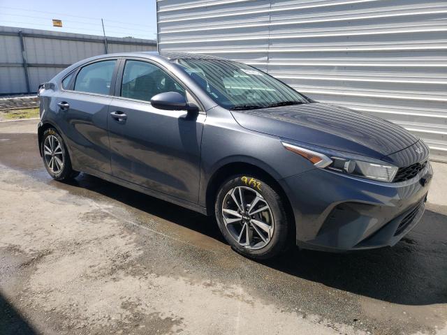 3KPF24AD3PE525617 KIA FORTE LX