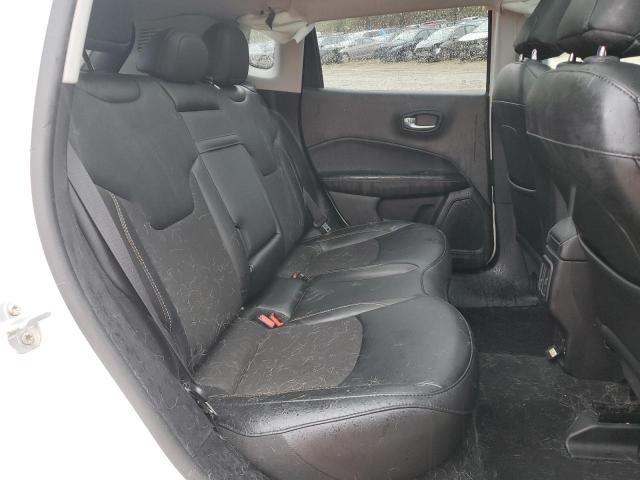 3C4NJDBB9KT807860 Jeep Compass Latitude
