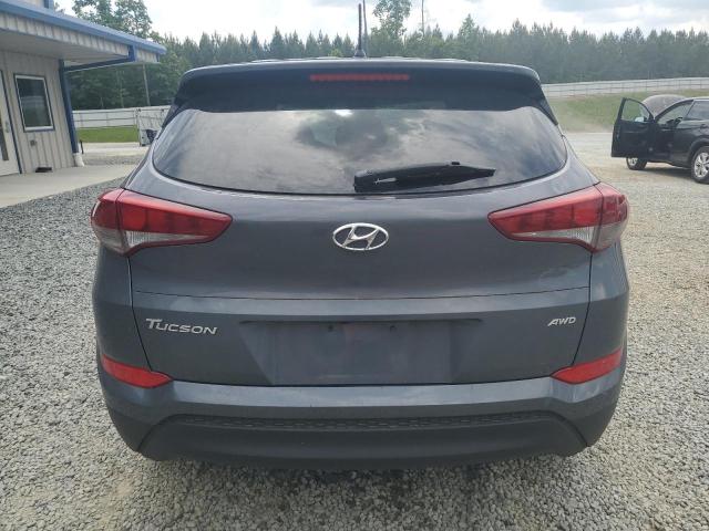 KM8J2CA48JU761012 Hyundai TUCSON SE