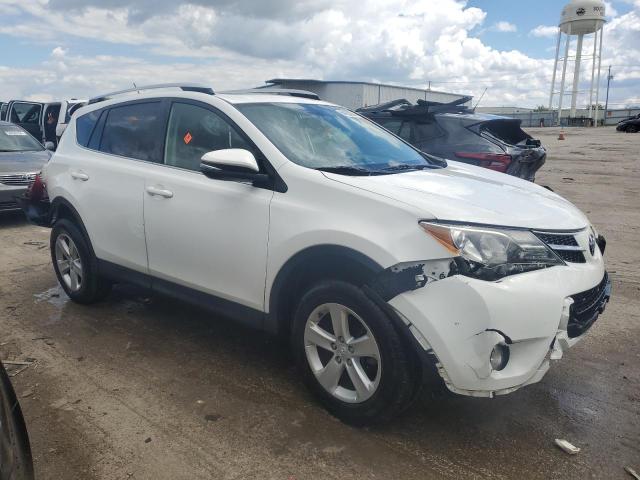 JTMRFREV1EJ005174 Toyota Rav4 Xle