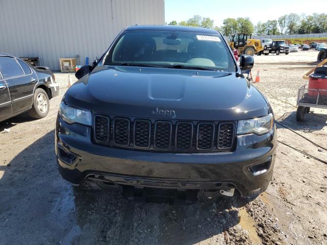 1C4RJFAG9JC210549 Jeep Grand Cherokee Laredo