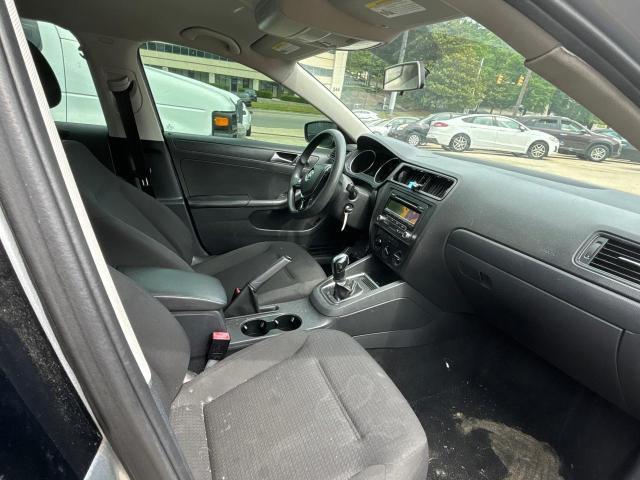 3VW2K7AJ2FM269008 Volkswagen JETTA BASE