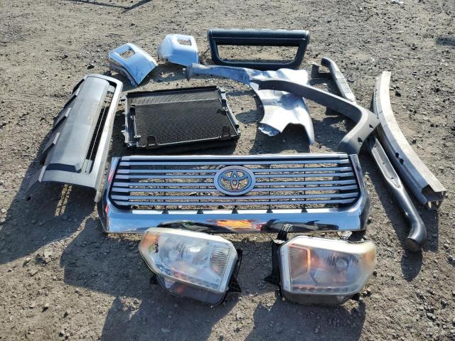 5TFEM5F16EX079860 Toyota Tundra Crewmax Sr5