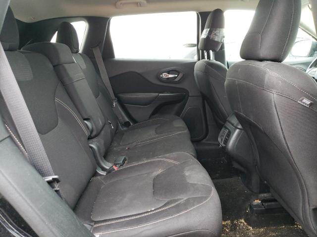 1C4PJMCS7FW704203 Jeep Cherokee Latitude