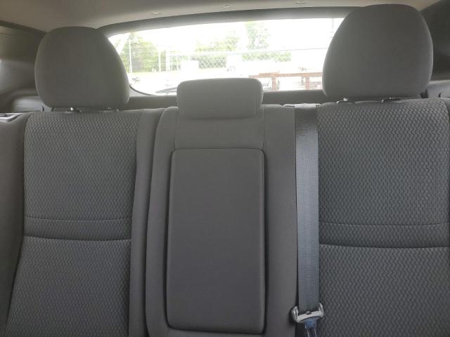 JN1BJ1CPXJW165088 Nissan Rogue Sport S