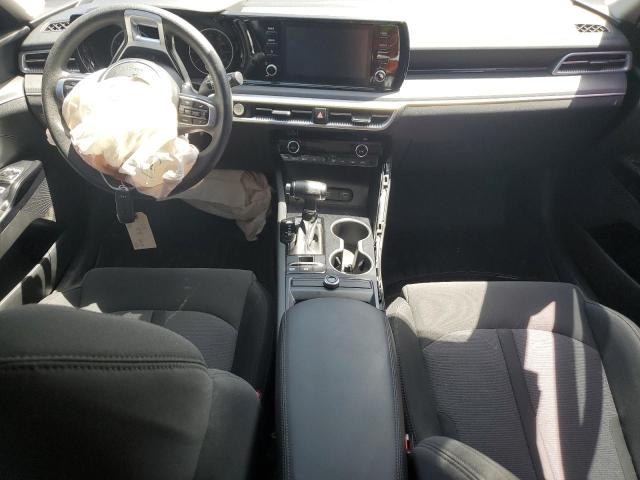 5XXG14J21NG106000 KIA K5 LXS