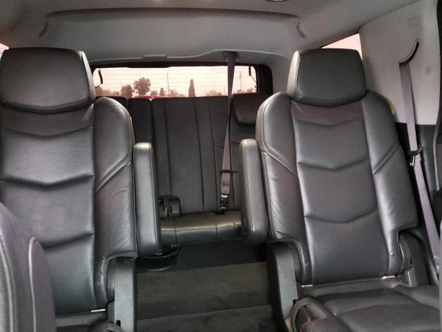1GYS3BKJ5HR152018 Cadillac Escalade Luxury