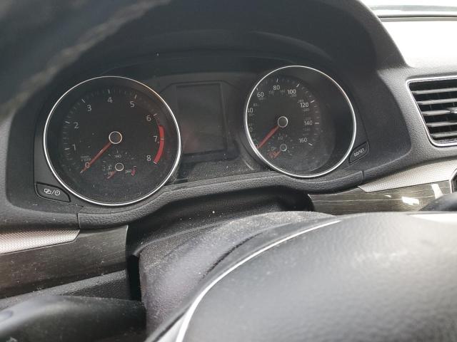 1VWBT7A3XHC049988 Volkswagen PASSAT SE