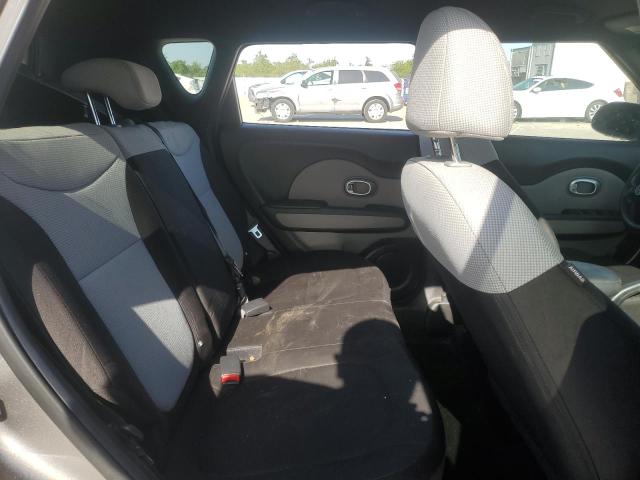 KNDJN2A2XH7422510 KIA Soul