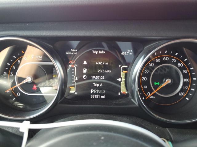 1C4HJXEN8MW758331 Jeep Wrangler Unlimited Sahara
