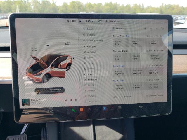 7SAYGAEE8NF363831 Tesla Model Y
