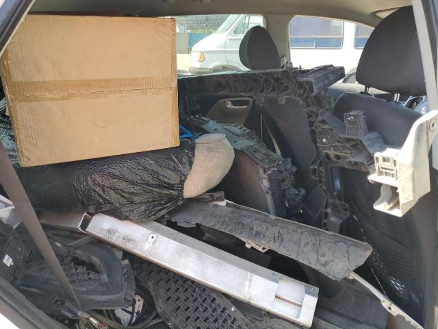 KNDCB3LC6H5044050 KIA NIRO FE