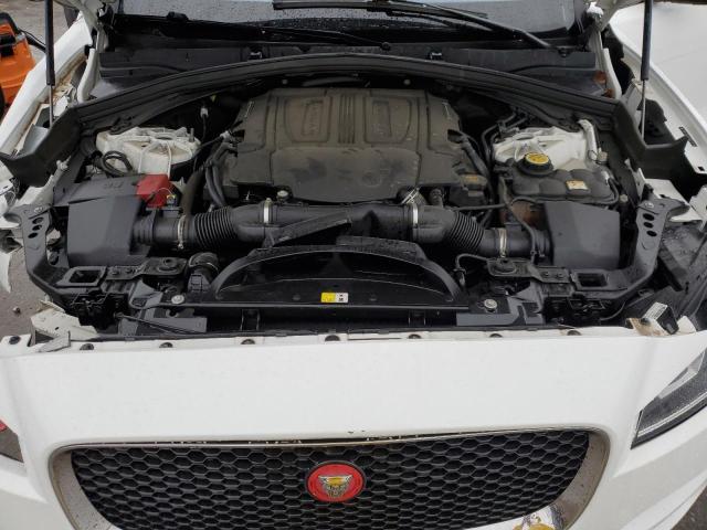 SADCJ2BV8HA078552 Jaguar F-pace Premium