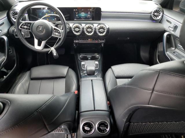 WDD3G4EB4KW005671 Mercedes-Benz A 220