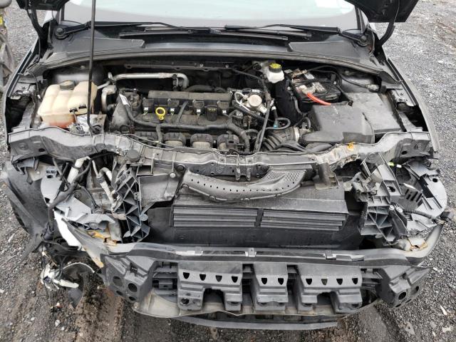 1FADP3M23JL318727 Ford FOCUS SEL