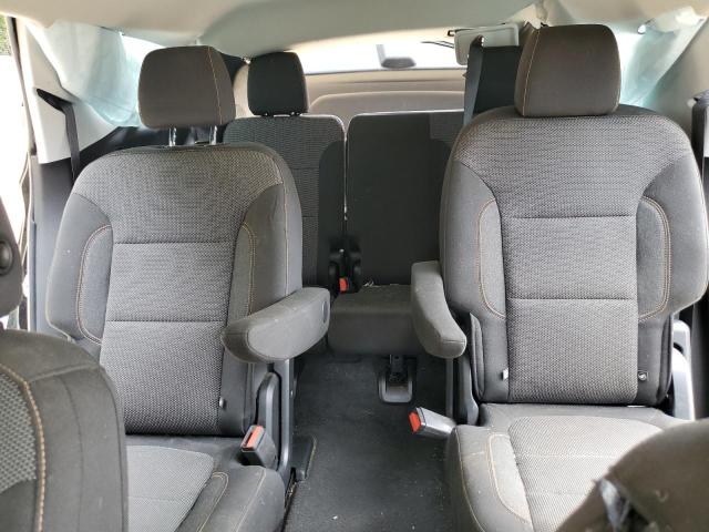 1GNERGKW4KJ228027 Chevrolet Traverse Lt