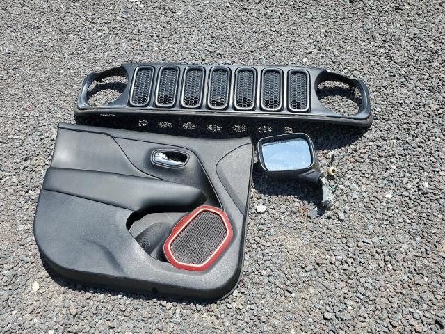 ZACCJBCB8HPF37434 Jeep Renegade Trailhawk