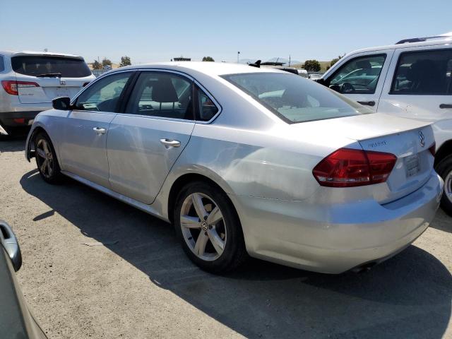 1VWAT7A32EC022999 Volkswagen PASSAT S
