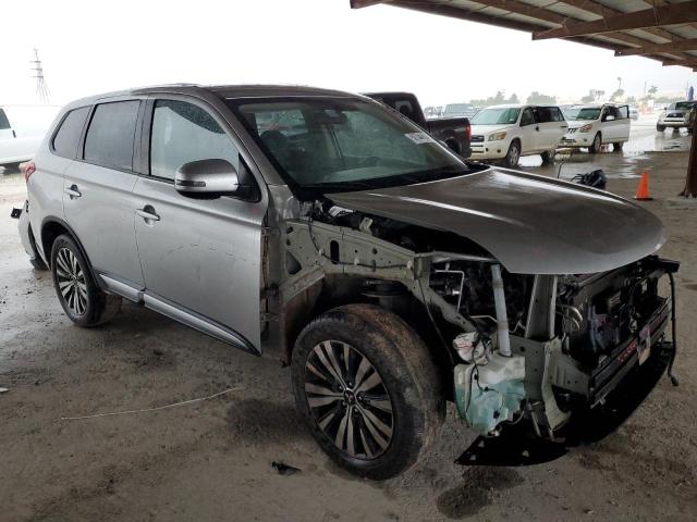 JA4AD3A35KZ043857 Mitsubishi Outlander Se