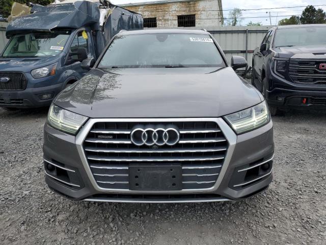 WA1LAAF75JD052717 Audi Q7 Premium Plus