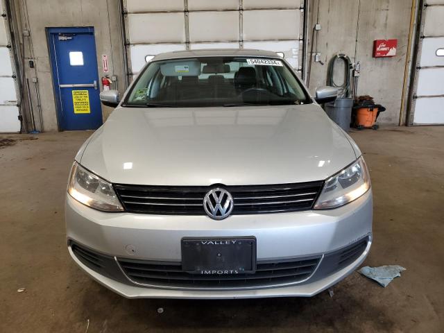 3VWD07AJ4EM411694 Volkswagen JETTA SE
