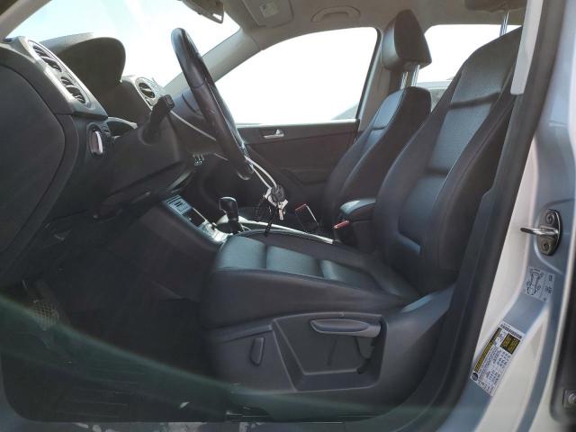 WVGAV7AX2HW512891 Volkswagen TIGUAN S