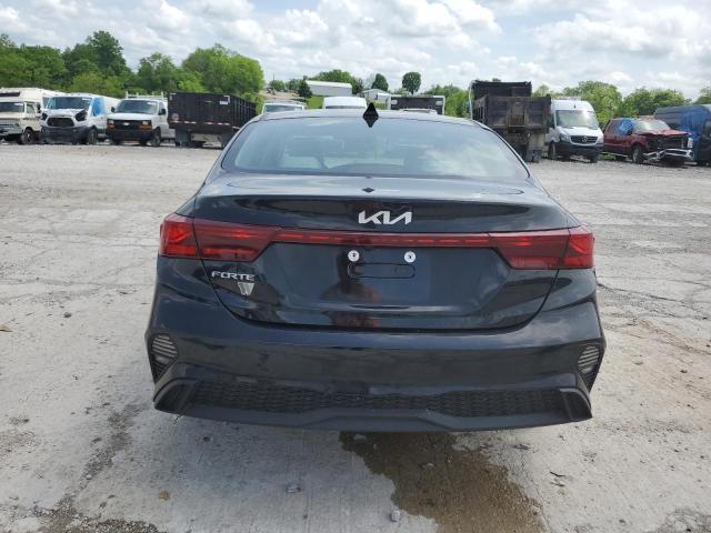 3KPF24AD0PE676009 KIA FORTE LX