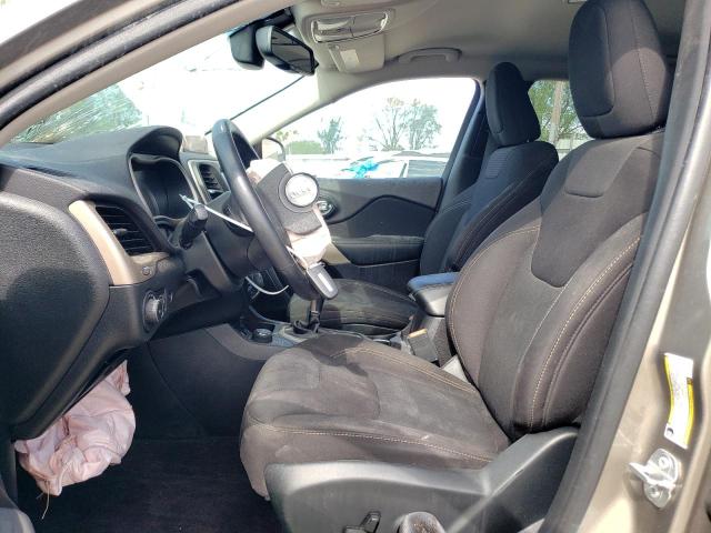 1C4PJMCS3HW626005 Jeep Cherokee Latitude