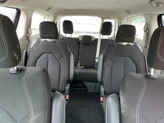 2C4RC1CG5NR229901 Chrysler Voyager Lx