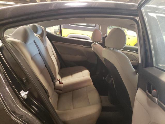 5NPD84LF9JH370725 Hyundai ELANTRA SEL