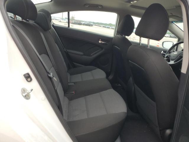 3KPFL4A75JE214172 KIA FORTE LX