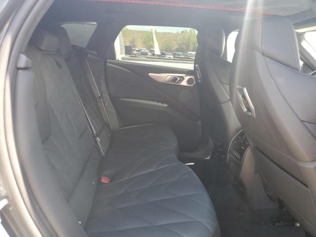 5YM23CS03R9V53319 BMW Xm