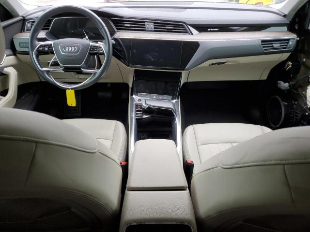 WA1AAAGE0NB013572 Audi E-tron Premium