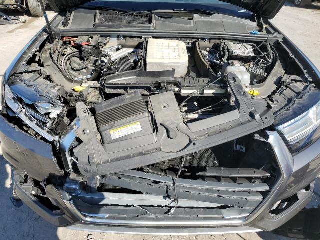 WA1LHAF7XKD042729 Audi Q7 Premium Plus