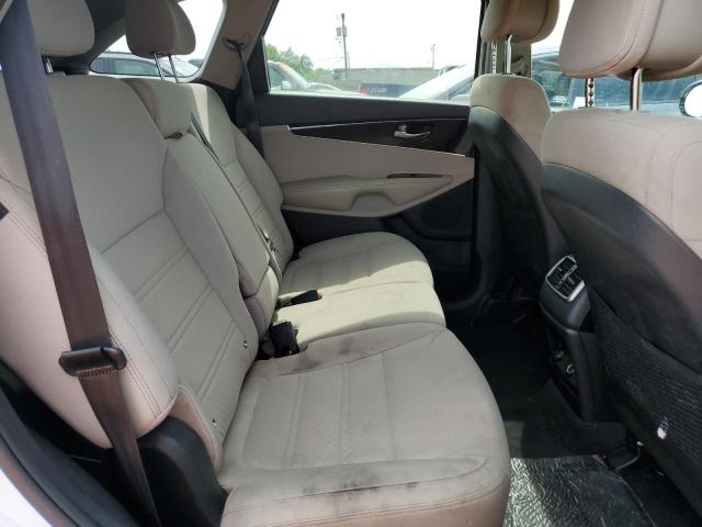 5XYPG4A38GG100491 KIA SORENTO LX