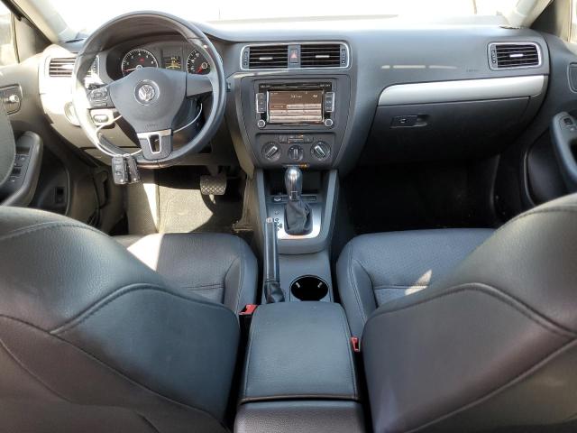 3VWD17AJ7EM421570 Volkswagen JETTA SE