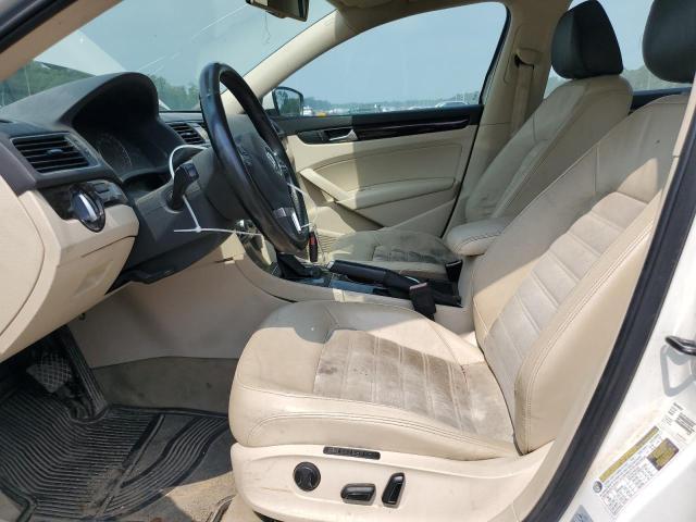 1VWCN7A30EC111179 Volkswagen PASSAT SEL