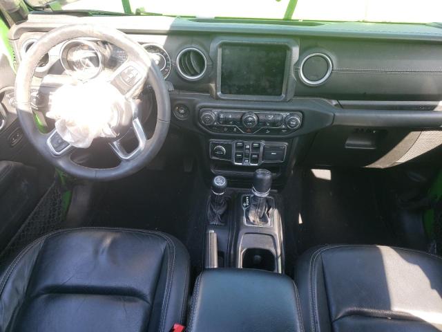 1C4HJXEN8JW260190 Jeep Wrangler Unlimited Sahara